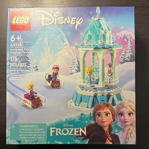 LEGO Disney Frozen Enchanted Ice Carousel